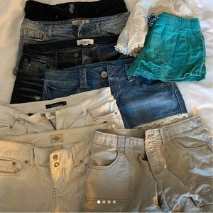 Jean shorts- lot